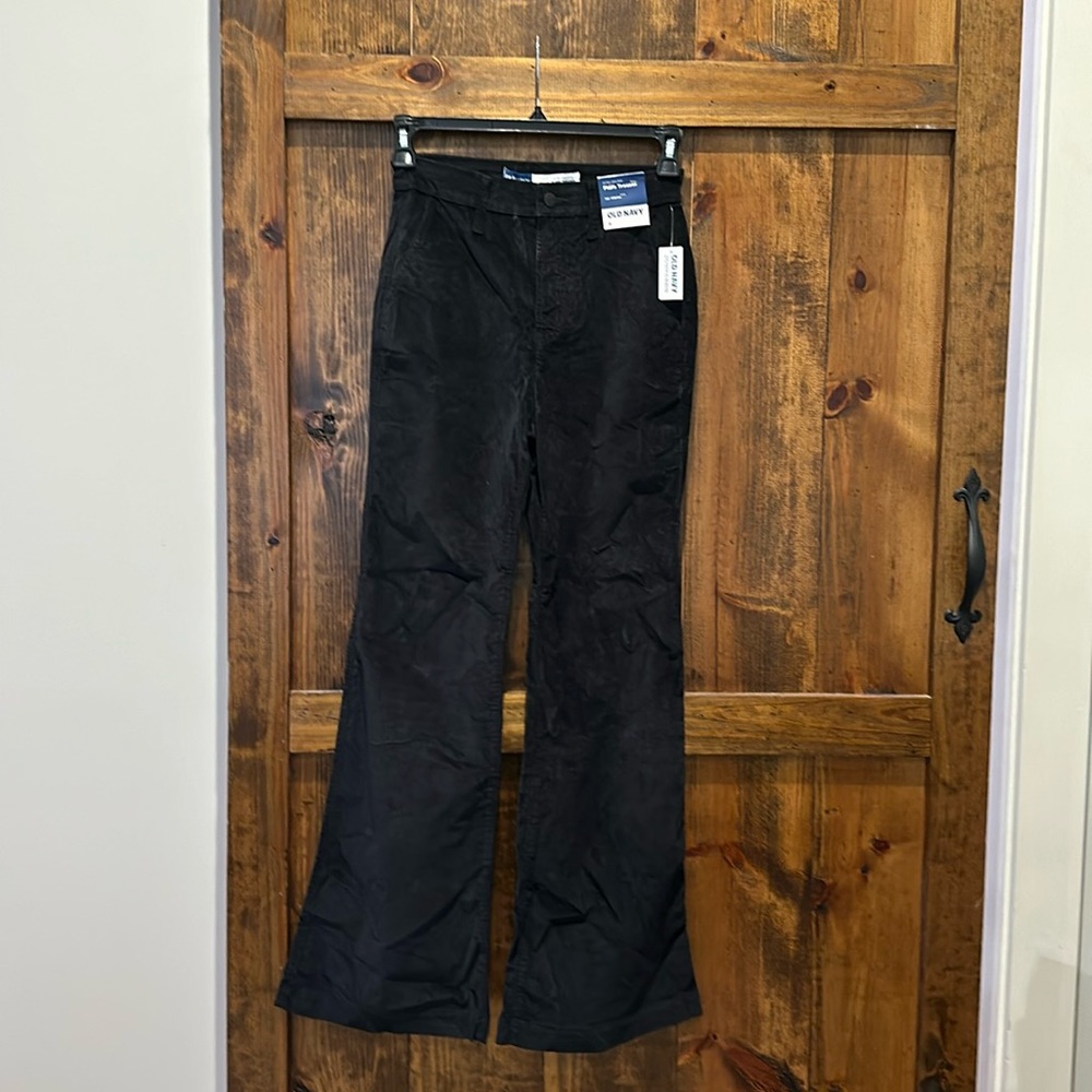 NWT Old Navy Extra High-Rise Flare Trouser size 4